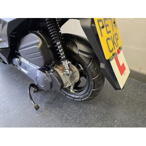 SYM Jet 4 RX 125 E5 click to zoom image