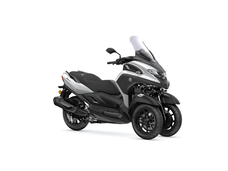 YAMAHA Tricity 300 click to zoom image
