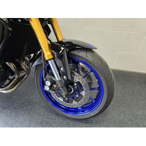 YAMAHA MT-09 SP click to zoom image