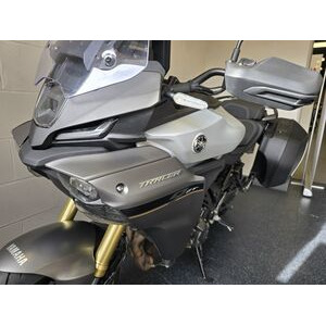 YAMAHA Tracer 9 GT Y-AMT - EX DEMO click to zoom image