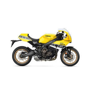 YAMAHA XSR 900 GP click to zoom image
