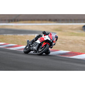 YAMAHA YZF R3 70th Anniversary click to zoom image