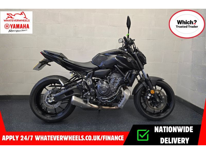 YAMAHA MT 07 click to zoom image