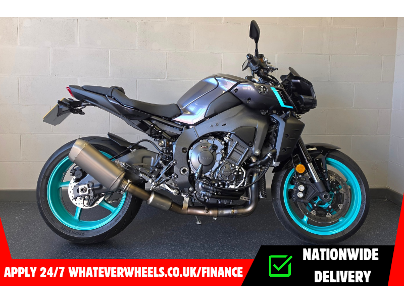 YAMAHA MT-10 click to zoom image