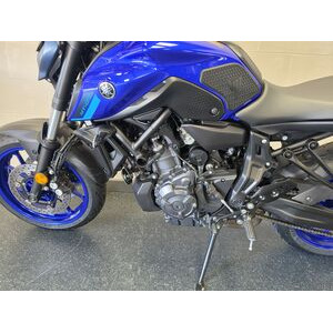 YAMAHA MT-07 click to zoom image