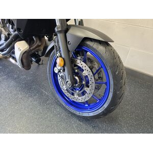 YAMAHA MT-07 click to zoom image