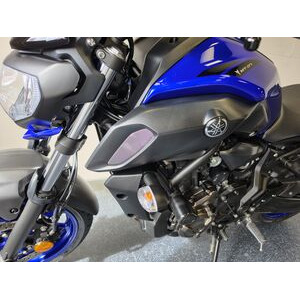YAMAHA MT-07 click to zoom image