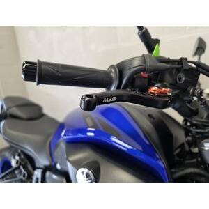 YAMAHA MT-07 click to zoom image