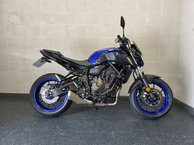 YAMAHA MT-07