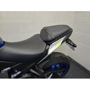 SUZUKI GSXS 1000 click to zoom image