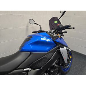 SUZUKI GSXS 1000 click to zoom image