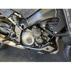 SUZUKI GSX-S 1000 click to zoom image