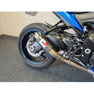 SUZUKI GSX-S 1000 click to zoom image