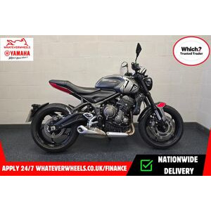 TRIUMPH Trident 660 2022
