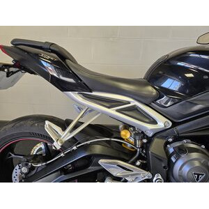 TRIUMPH Street Triple 765 click to zoom image
