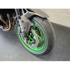 KAWASAKI Z900 ZR click to zoom image