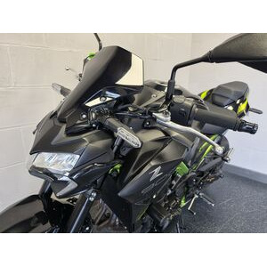 KAWASAKI Z900 ZR click to zoom image