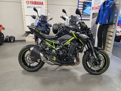 KAWASAKI Z900 ZR