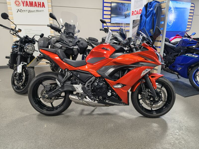 KAWASAKI Ninja 650 - EX650 click to zoom image