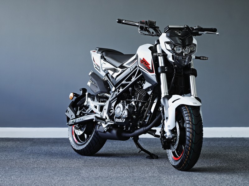 benelli tnt 125 green