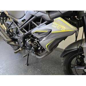 BENELLI BN 125 click to zoom image