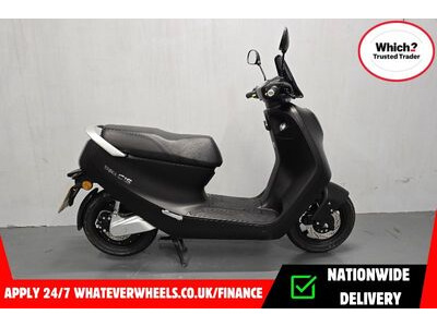 LEXMOTO Yadea C1S Electric Moped