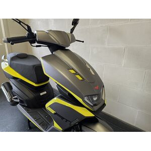 LEXMOTO SRT 125 click to zoom image