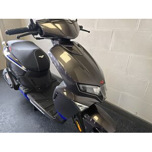 LEXMOTO L5 50 click to zoom image