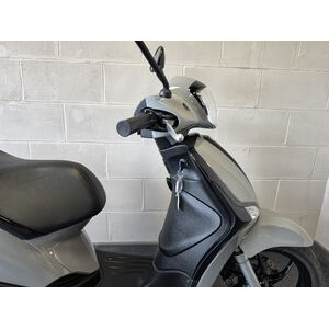 PIAGGIO Liberty 125 S ABS click to zoom image