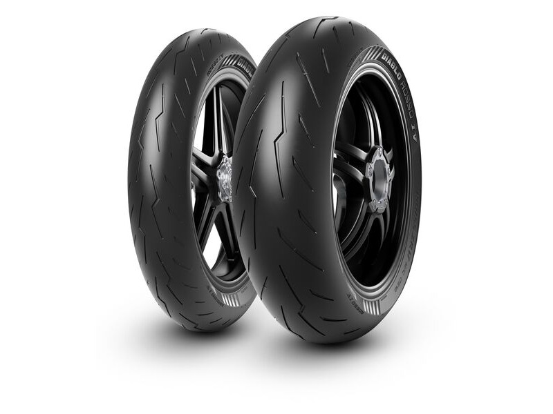 PIRELLI 120/70ZR17 (58W) DIABLO ROSSO IV D click to zoom image