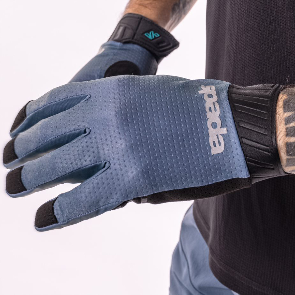 Mesh sales bicycle gloves