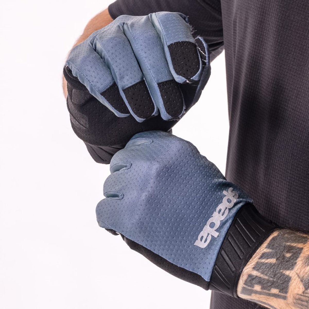 Mesh sales bicycle gloves